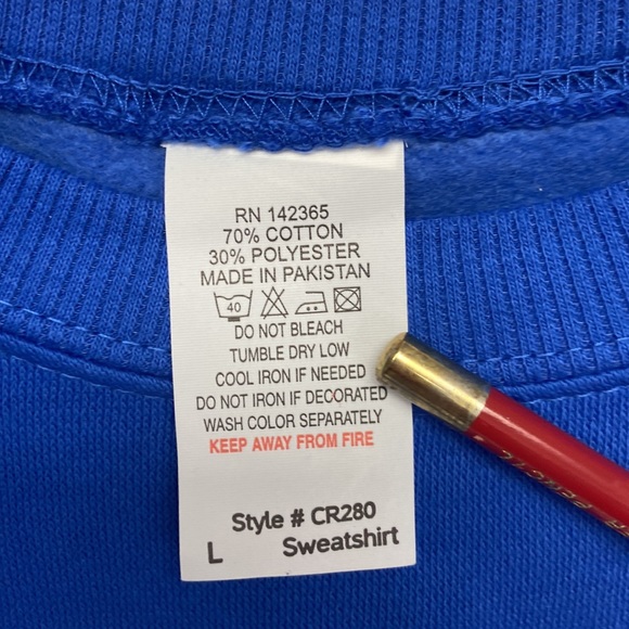 White Letter M Unisex Sweatshirt Size Large - Picture 3 of 5